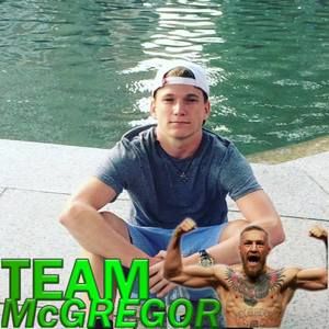 Meet your Posher, Alex